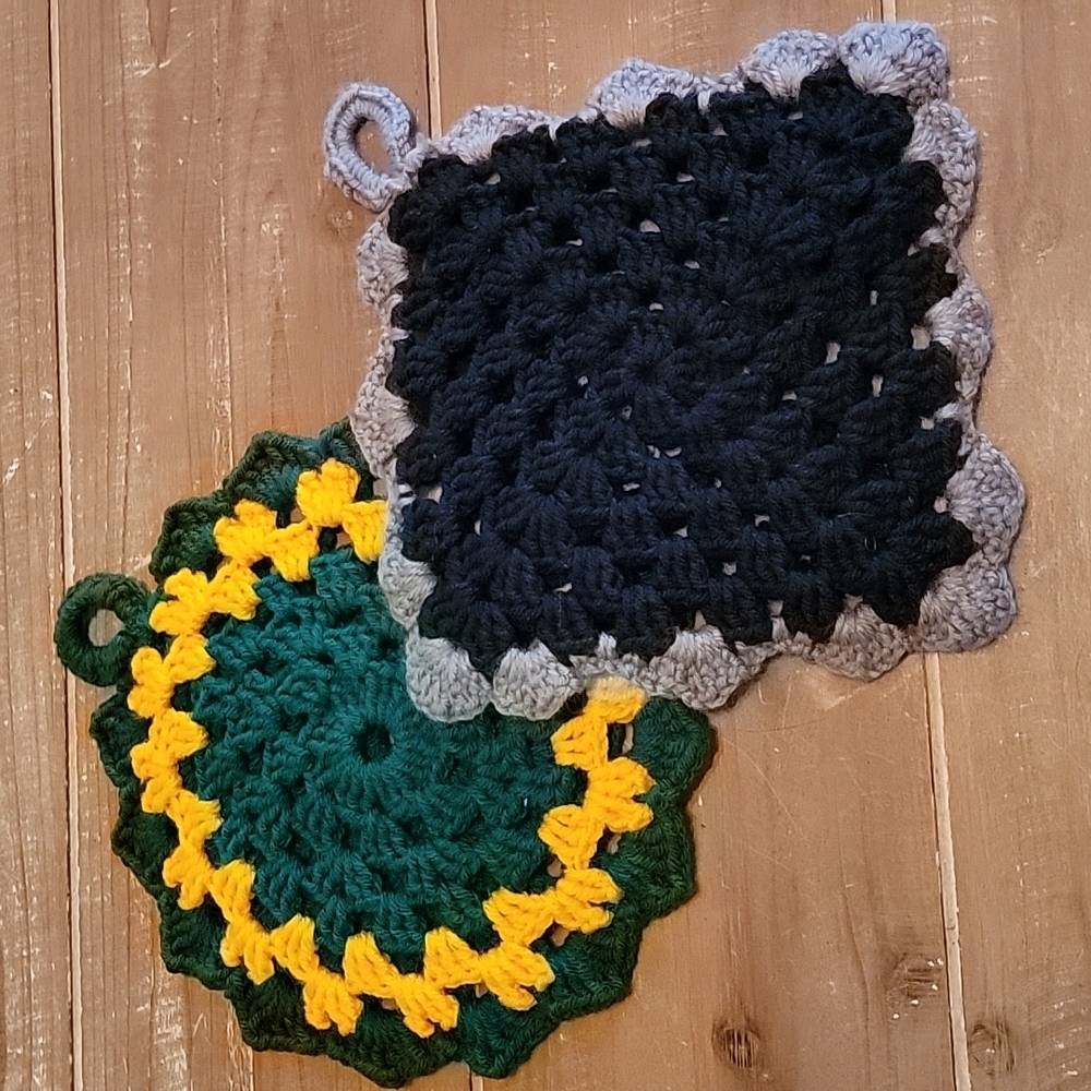 Grannycore Crochet Potholders